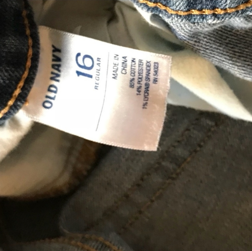 Maternity Jeans - Picture 2 of 3
